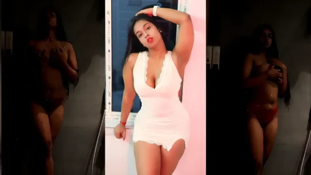 Superhot Model Ipsita Hajra Nude Bath MMS With Big Boobs and Nip Slip