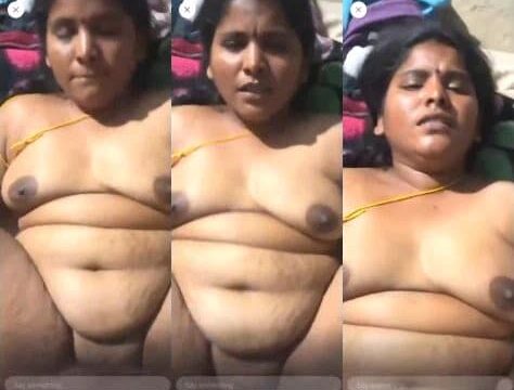 Horny Telugu Bhabhi Flaunts Milky Boobs and Wet Pussy For Rough Sex